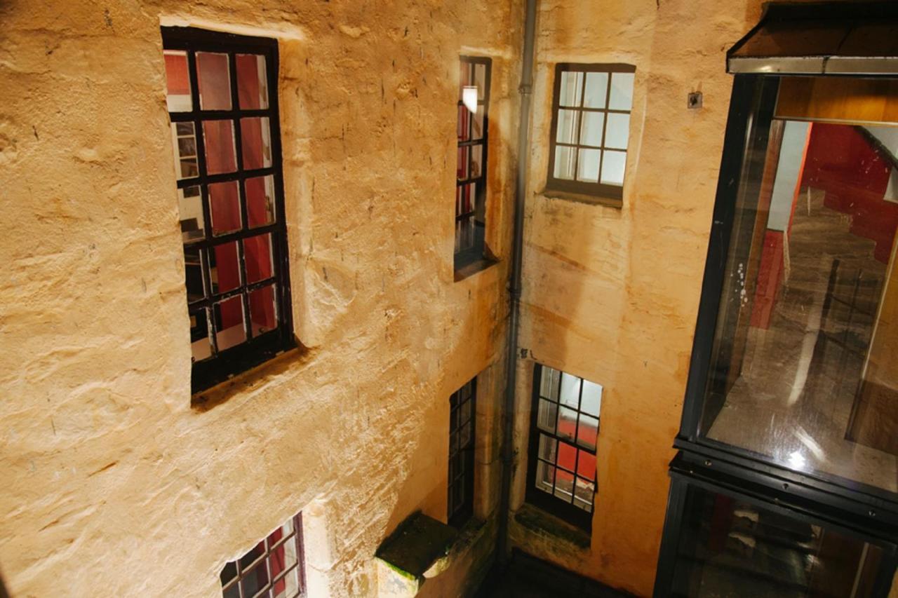 Dundee Backpackers Hostel Exterior photo