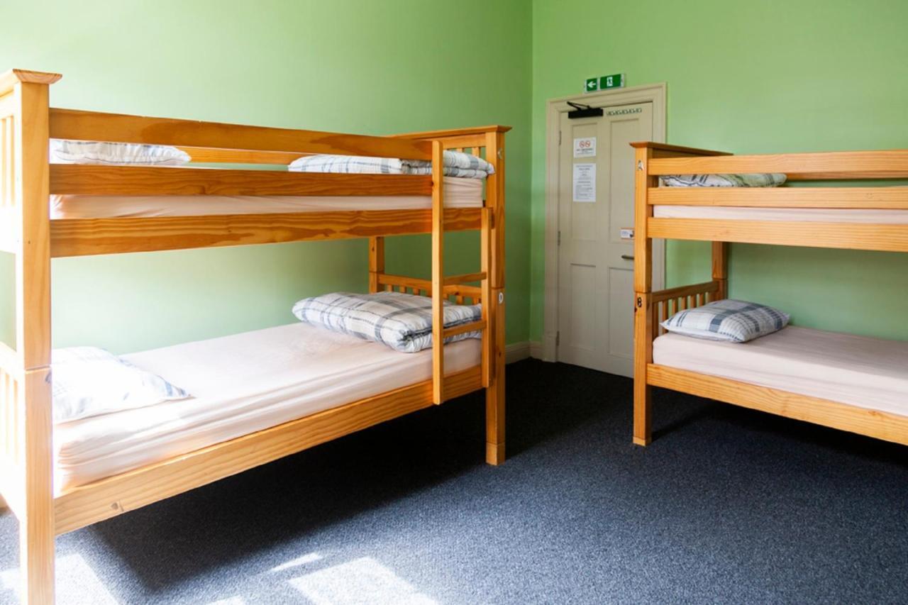 Dundee Backpackers Hostel Exterior photo